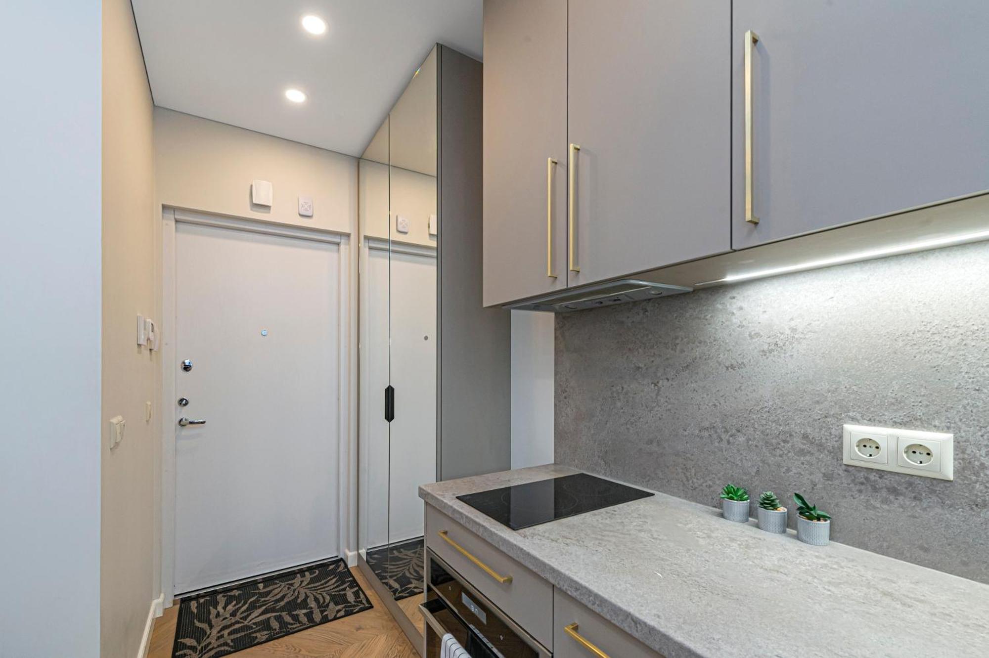 Brand New Studio In Old Town By Hostlovers Kaunas Exterior foto